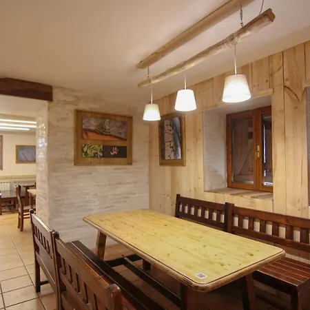Hostel Refugio De Bujaruelo *