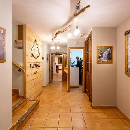 Refugio De Bujaruelo Vandrarhem Torla