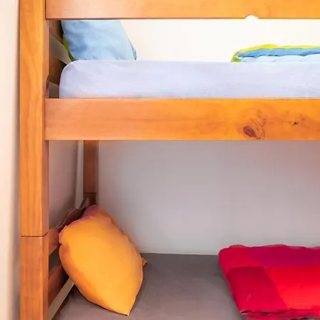 Refugio De Bujaruelo Hostel *