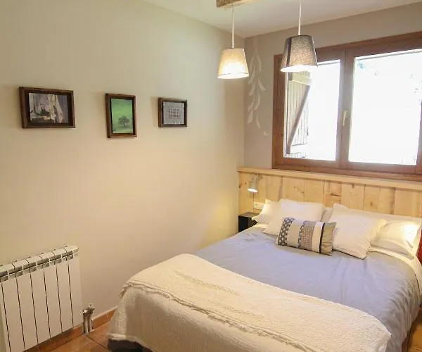 Refugio De Bujaruelo * Torla