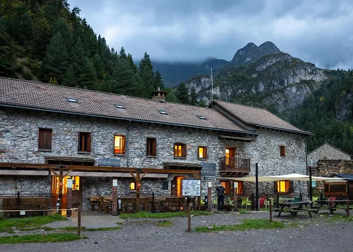 Refugio De Bujaruelo *