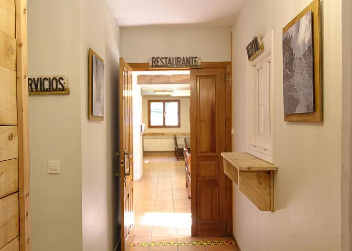 Hostal Refugio De Bujaruelo *