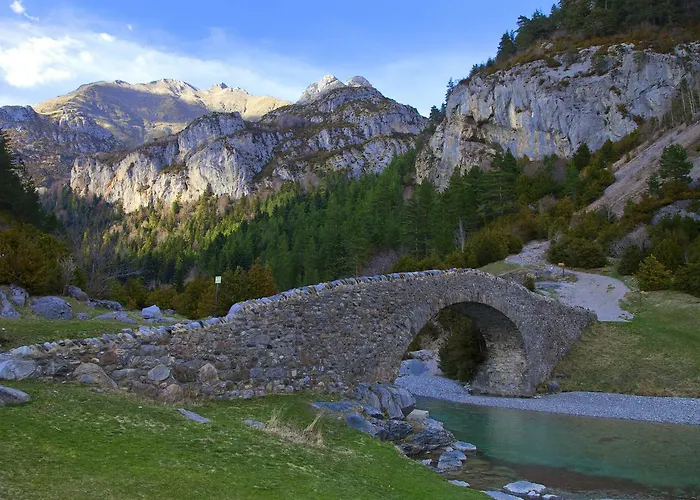 Refugio De Bujaruelo Torla
